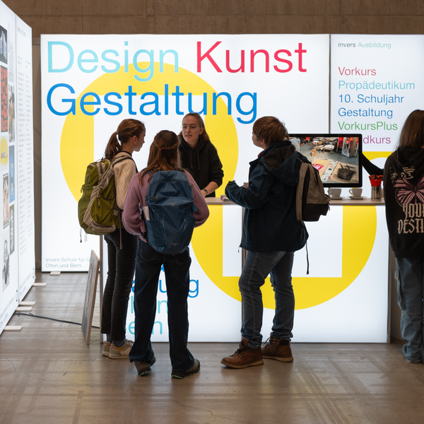 Eingang Schule für Gestaltung Olten Bern